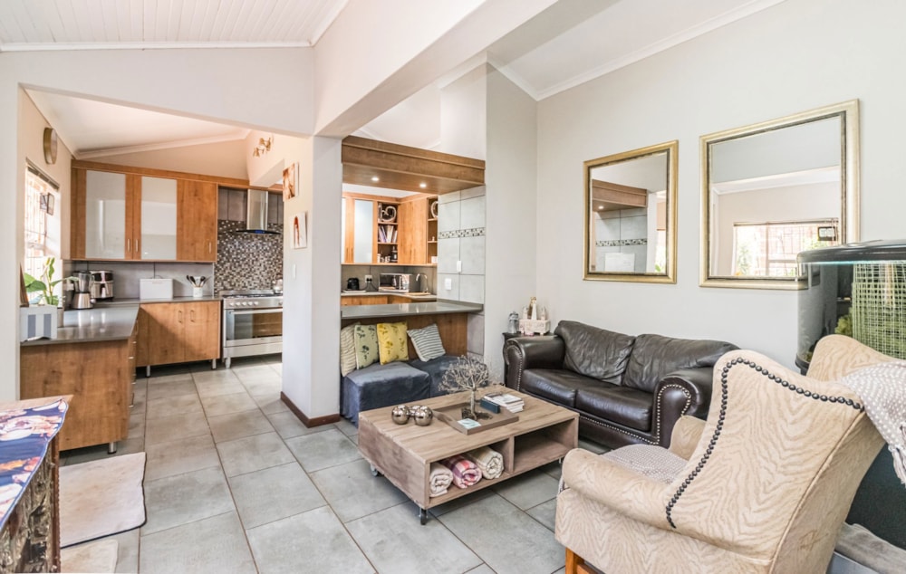 House for sale in Greenhills - 1KR1724246 House for sale in Greenhills - 1KR1724246