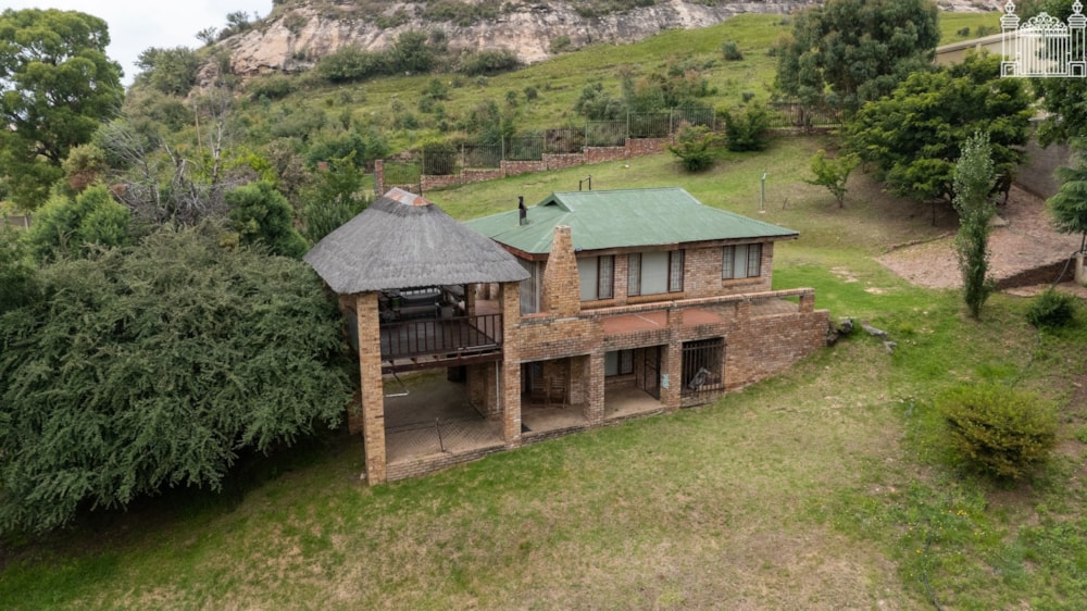 Double-storey house for sale in Clarens - 1CS1723436