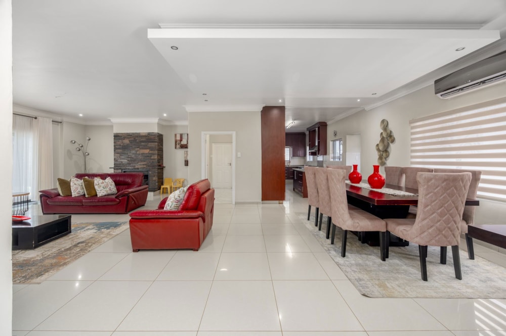 House for sale in Uvongo - 1PSH1724058 House for sale in Uvongo - 1PSH1724058