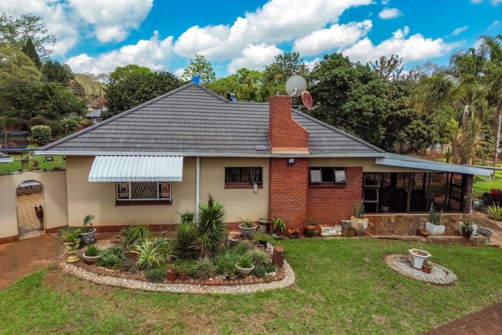 House for sale in Rolf Valley, Zimbabwe - 3ZB1723483 House for sale in Rolf Valley, Zimbabwe - 3ZB1723483