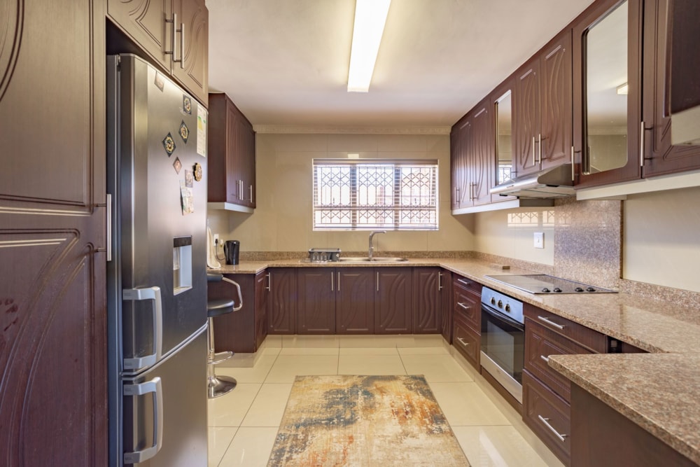 House for sale in Chatsworth, KwaZulu-Natal - 1WP1723659 House for sale in Chatsworth, KwaZulu-Natal - 1WP1723659