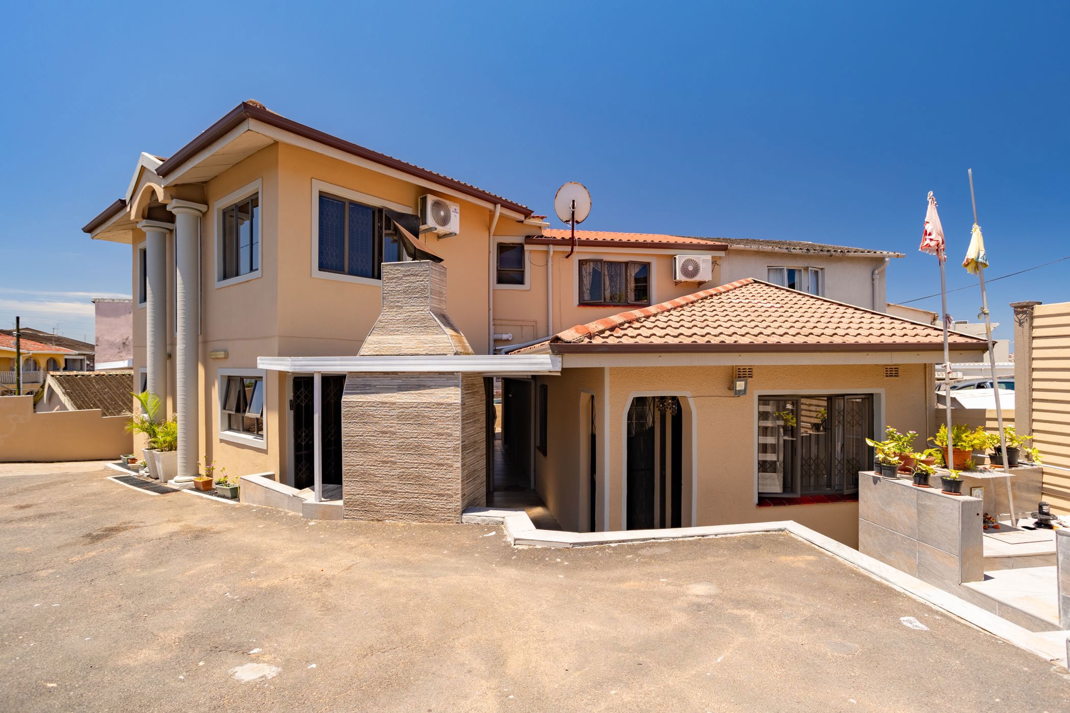 House for sale in Chatsworth, KwaZulu-Natal - 1WP1723659