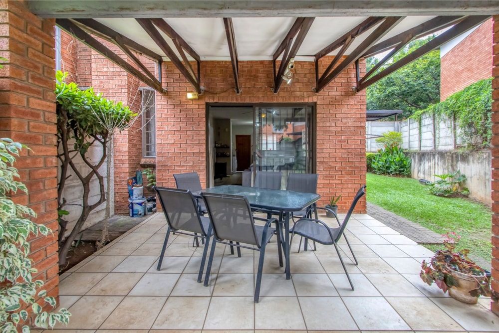 Townhouse for sale in North Riding - FW1723634 Townhouse for sale in North Riding - FW1723634