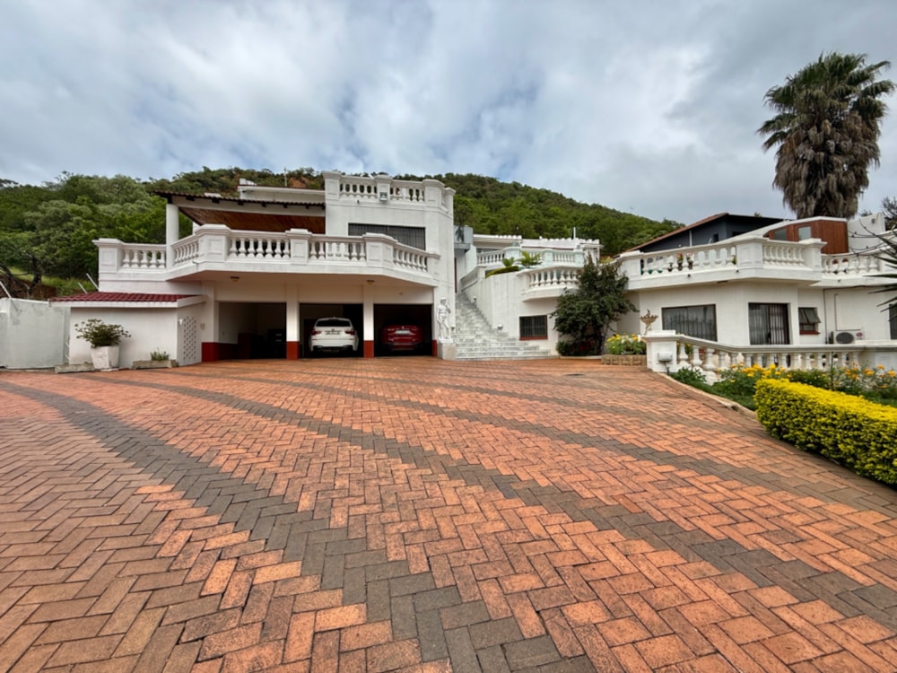 House for sale in Protea Park, Rustenburg - 1RU1723653 House for sale in Protea Park, Rustenburg - 1RU1723653