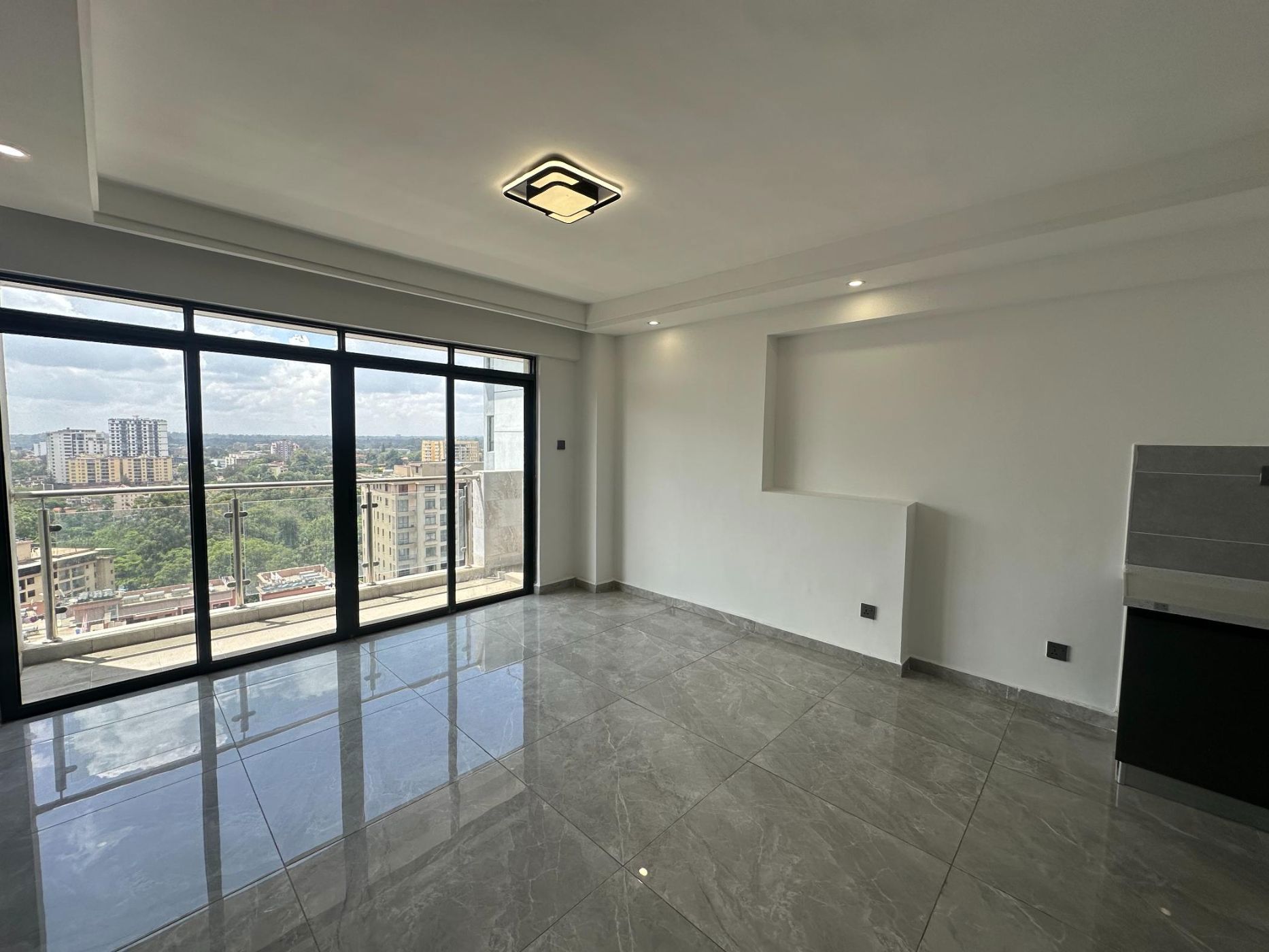 Apartment to rent in Kilimani, Kenya - 3KE1723621