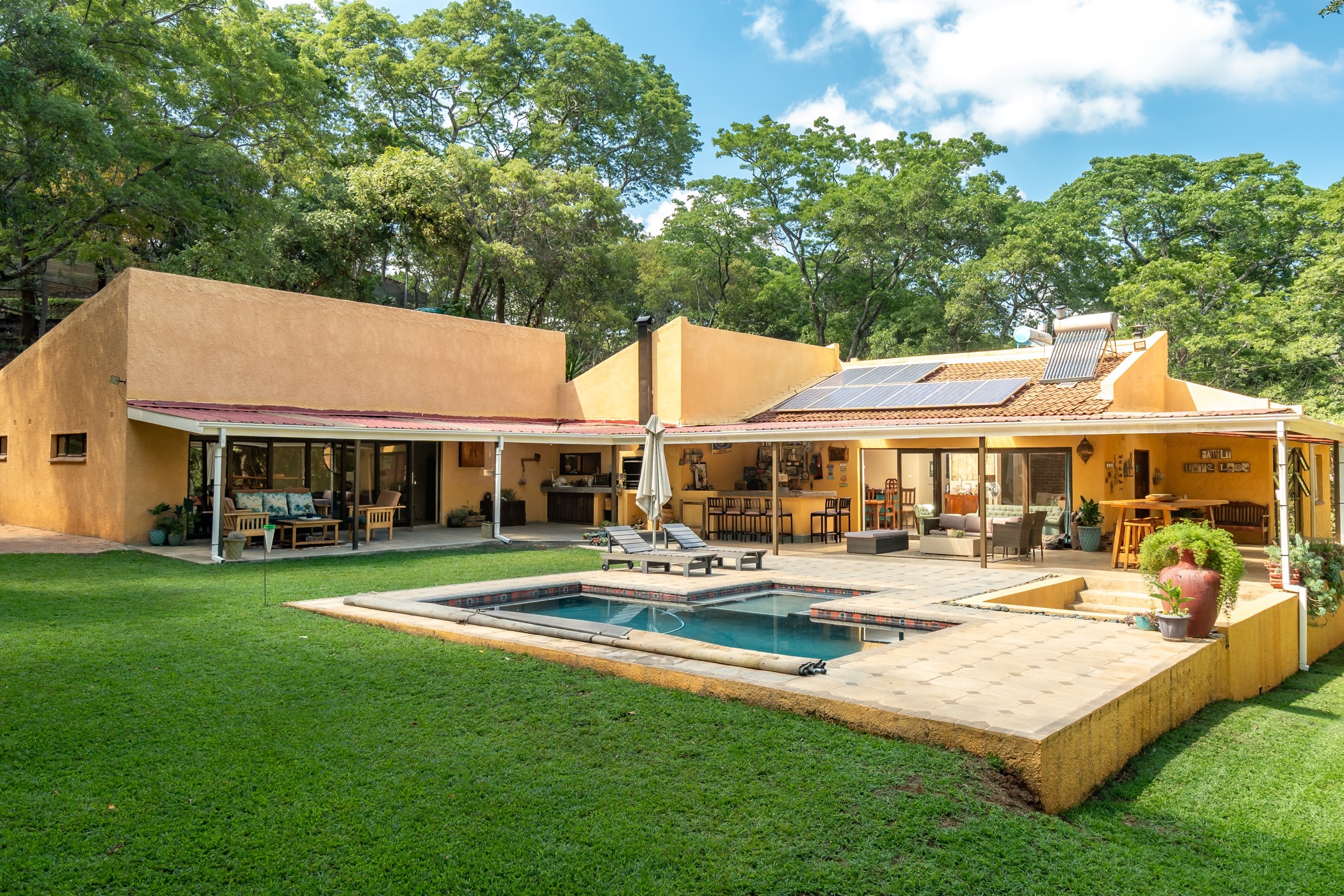 House for sale in Glen Lorne, Zimbabwe - 3ZB1723629