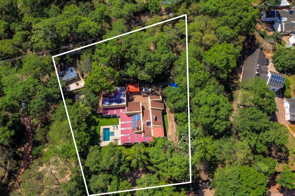 House for sale in Glen Lorne, Zimbabwe - 3ZB1723629 House for sale in Glen Lorne, Zimbabwe - 3ZB1723629