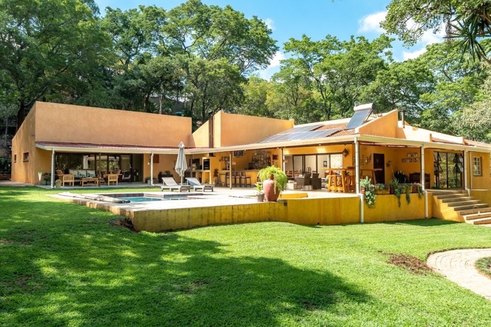 House for sale in Glen Lorne, Zimbabwe - 3ZB1723629 House for sale in Glen Lorne, Zimbabwe - 3ZB1723629