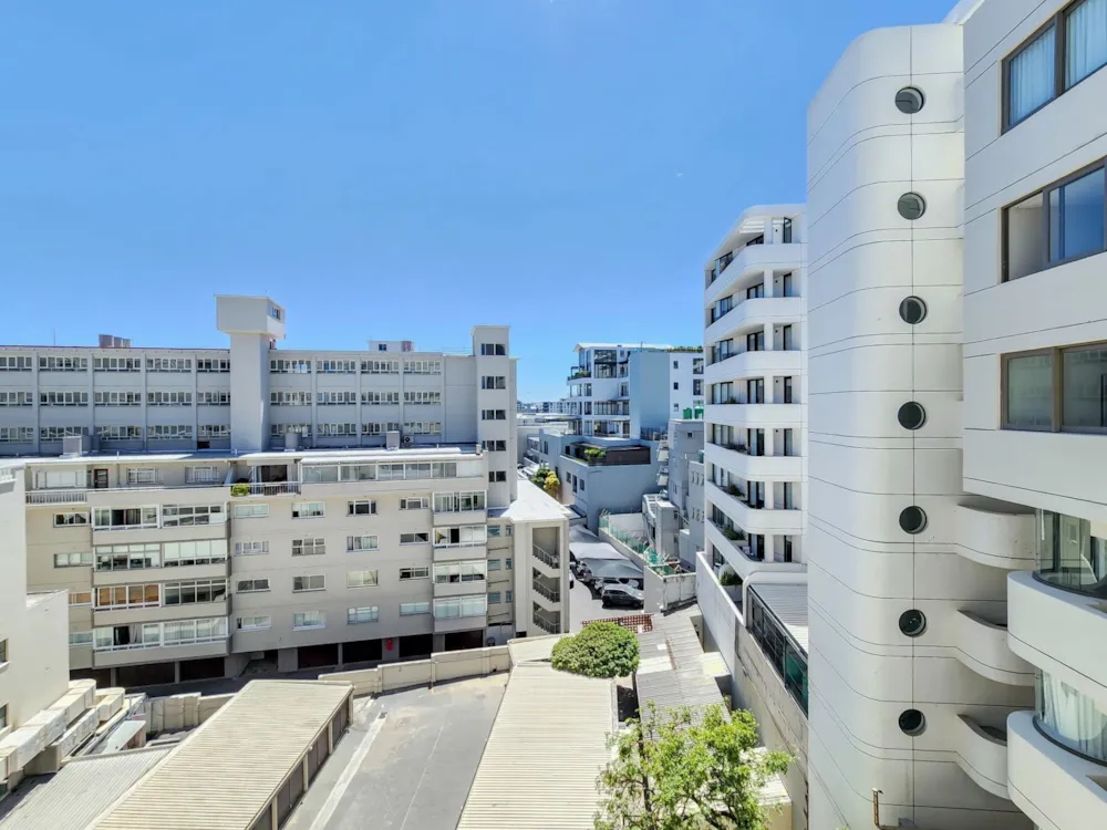 Apartment sold in Sea Point - AS1723691 Apartment sold in Sea Point - AS1723691