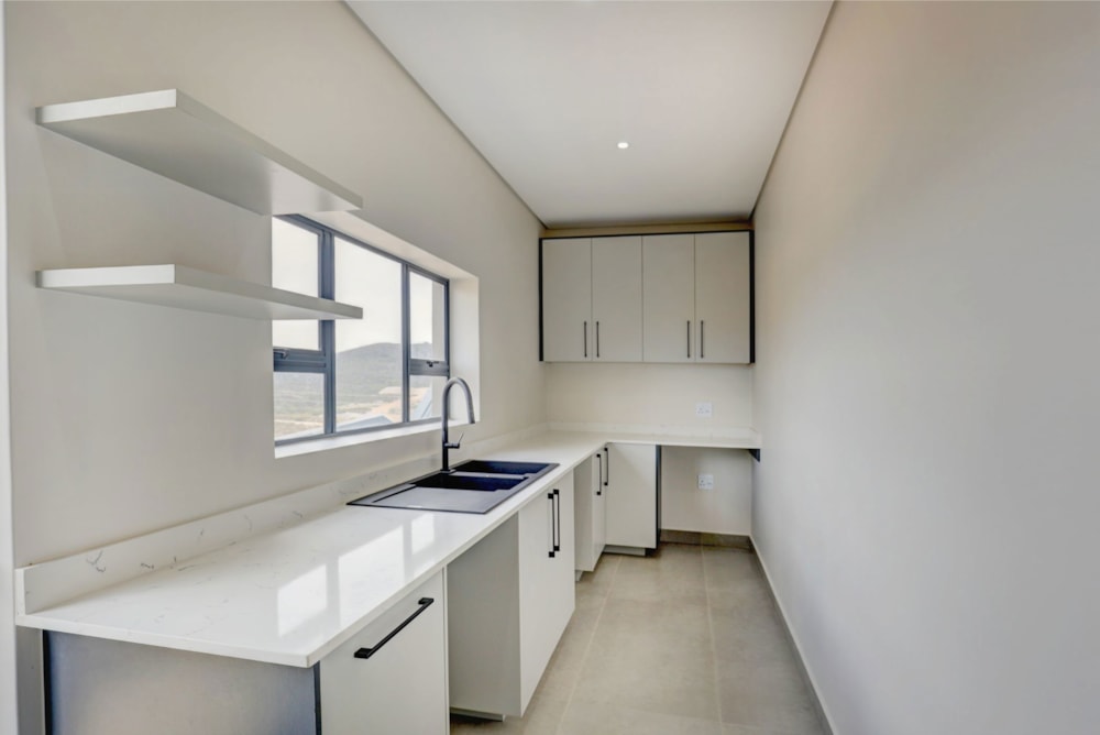 Double-storey house for sale in Outeniquasbosch Wildlife Village - 1MB1723830 Double-storey house for sale in Outeniquasbosch Wildlife Village - 1MB1723830