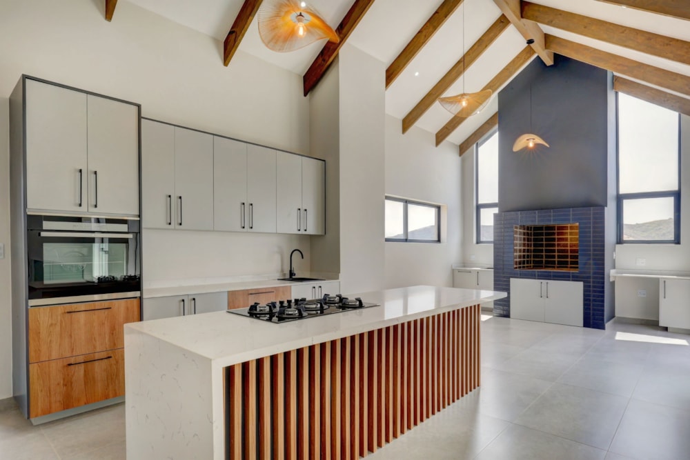 Double-storey house for sale in Outeniquasbosch Wildlife Village - 1MB1723830 Double-storey house for sale in Outeniquasbosch Wildlife Village - 1MB1723830