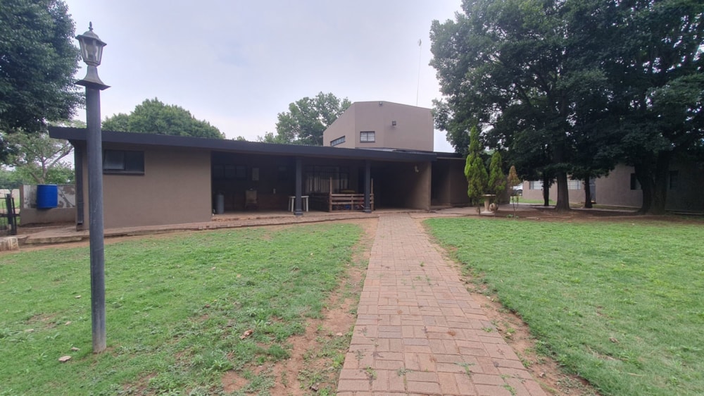 Smallholding for sale in Glen Donald - 1VT1723701