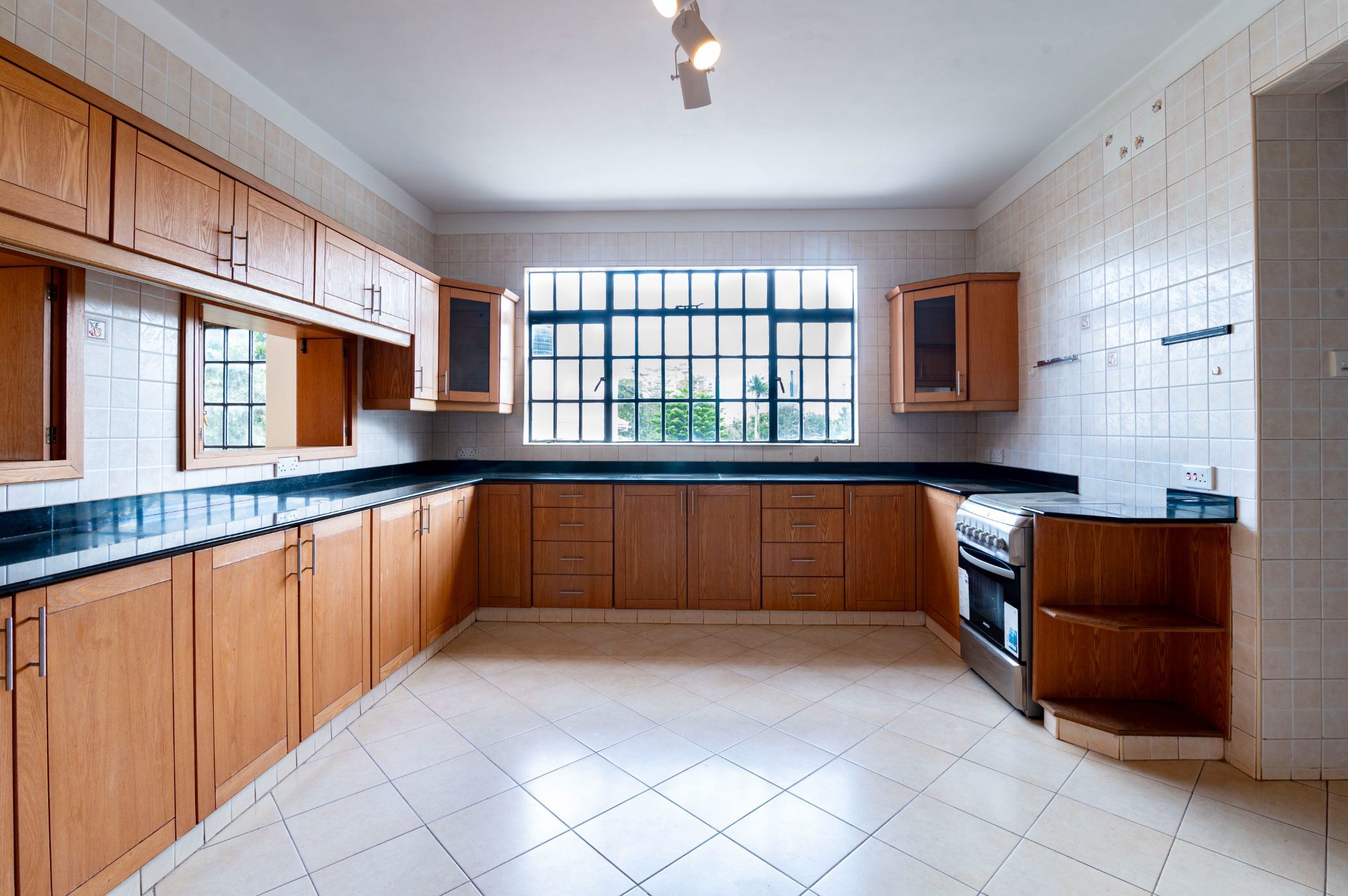 Apartment for sale in General Mathenge , Kenya - 3KE1725415