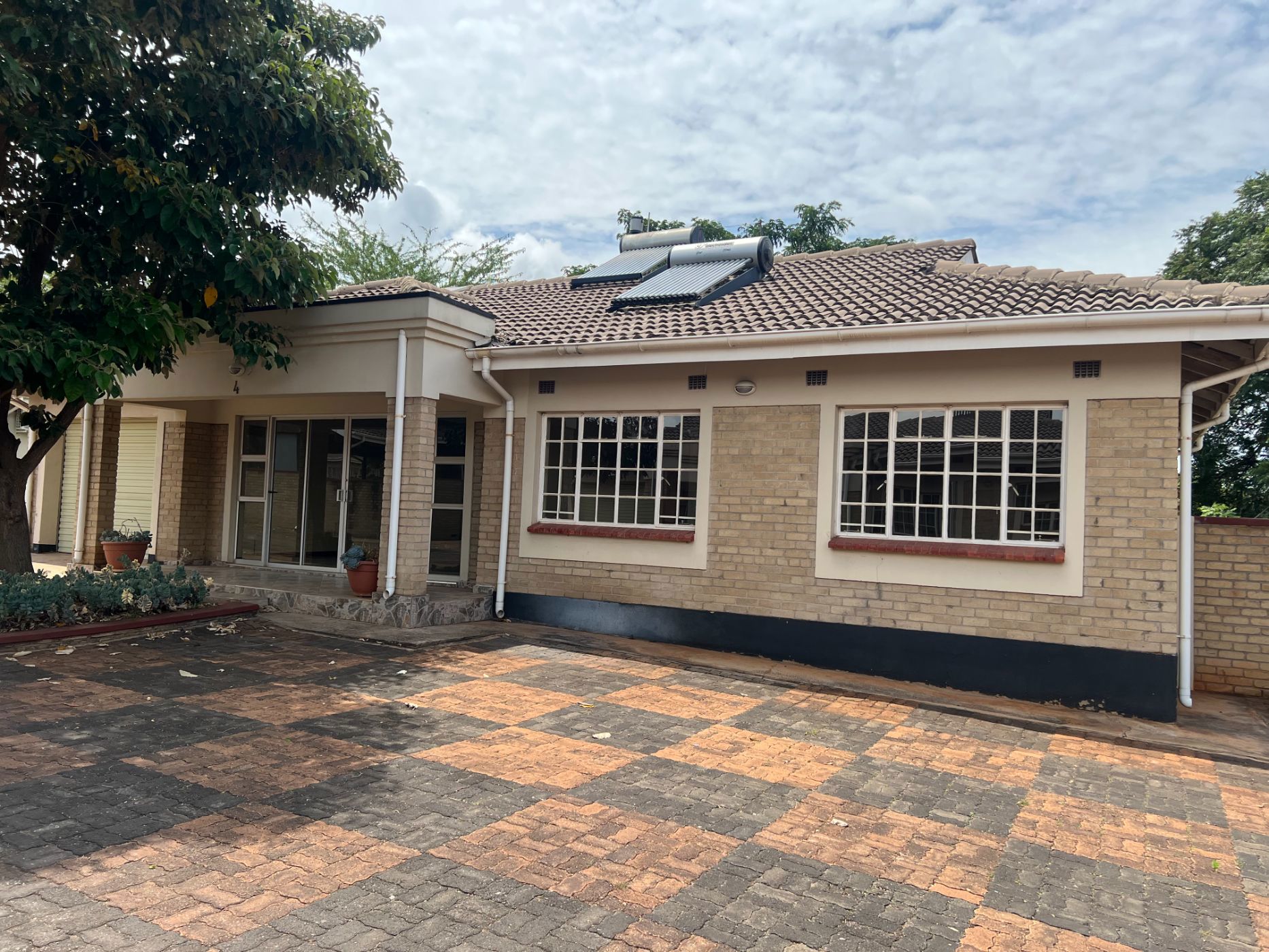 Cluster to rent in Highlands, Zimbabwe - 3ZB1723748