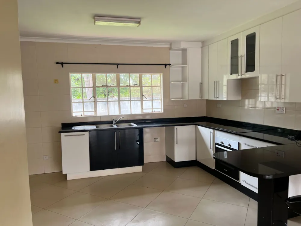 Cluster let in Highlands, Zimbabwe - 3ZB1723748 Cluster let in Highlands, Zimbabwe - 3ZB1723748