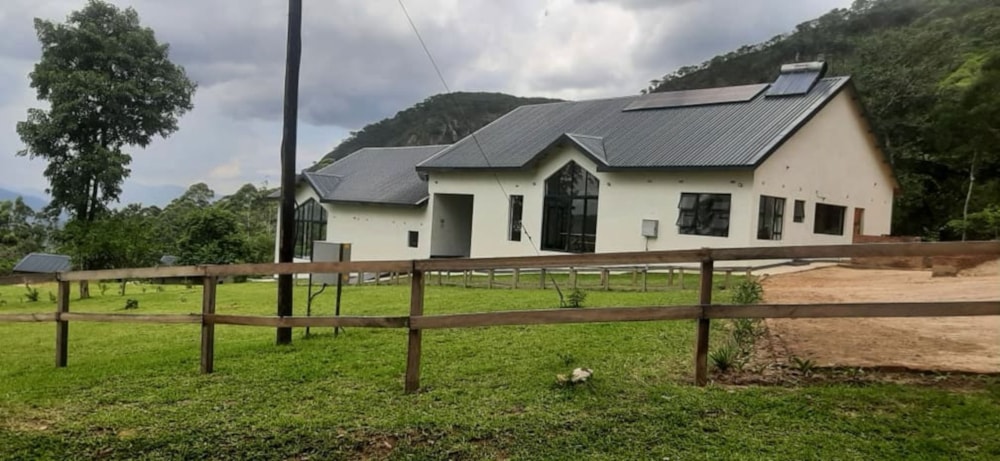 Commercial business for sale in Nyanga, Zimbabwe - 3ZB1723864