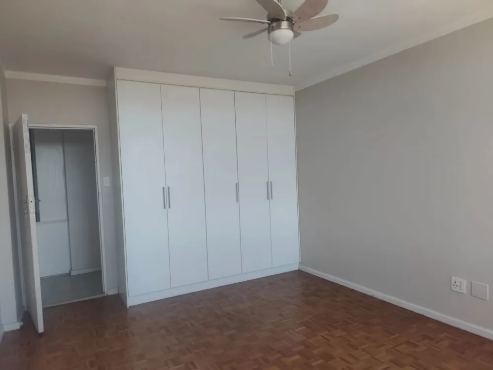 Apartment let in Kenilworth, Cape Town - RBL1723991 Apartment let in Kenilworth, Cape Town - RBL1723991