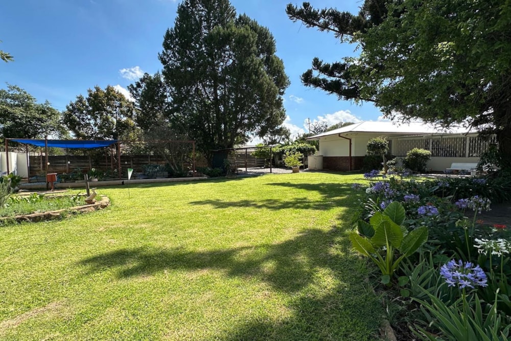 House for sale in Hillcrest, Zimbabwe - 3ZB1723985 House for sale in Hillcrest, Zimbabwe - 3ZB1723985