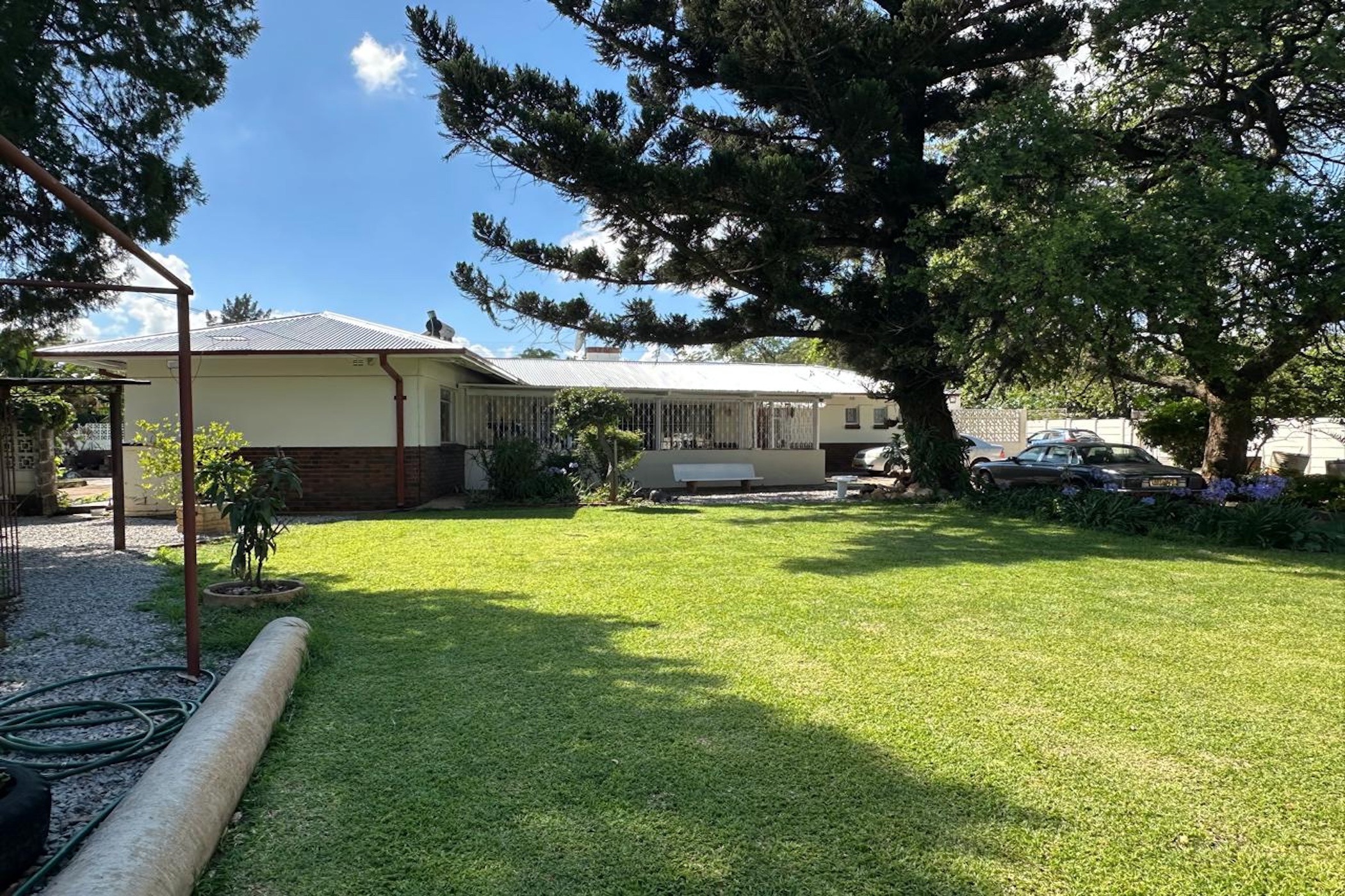 House for sale in Hillcrest, Zimbabwe - 3ZB1723985