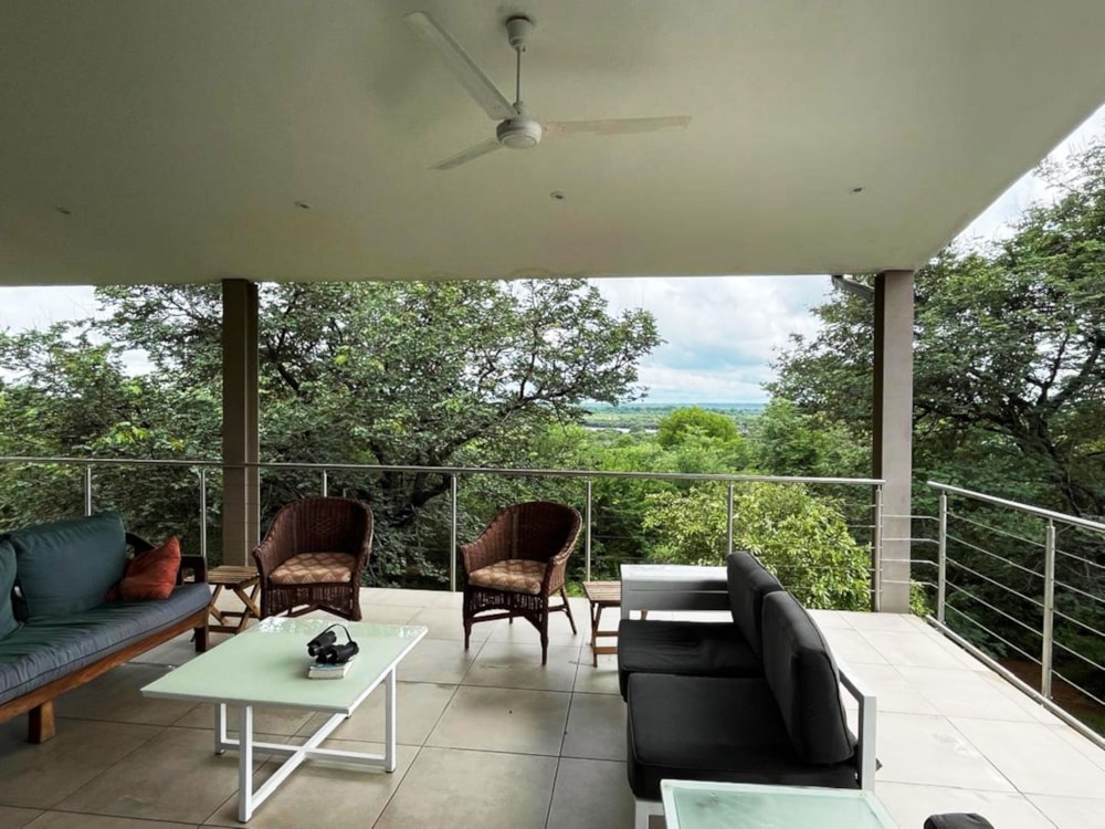 House for sale in Kasane, Chobe District, Botswana - 3BO1724089 House for sale in Kasane, Chobe District, Botswana - 3BO1724089