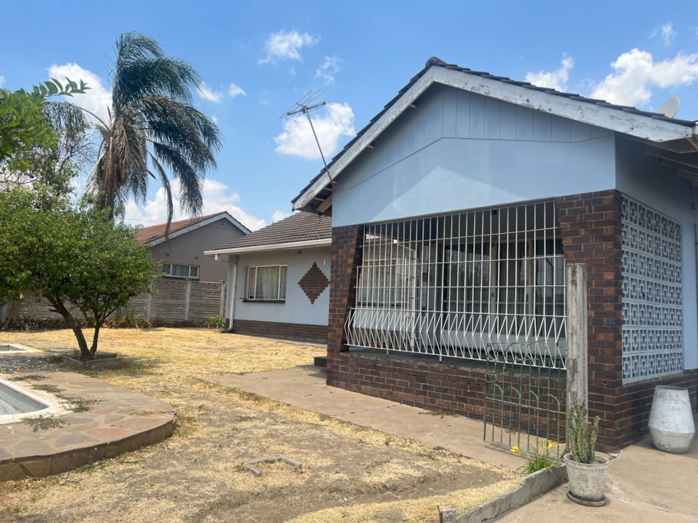 House to rent in Mabelreign, Zimbabwe - 3ZB1724022 House to rent in Mabelreign, Zimbabwe - 3ZB1724022