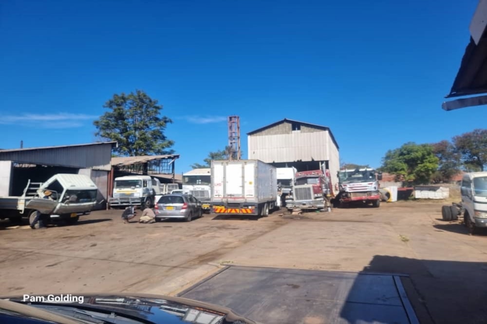 Commercial industrial property for sale in Bulawayo, Zimbabwe - 3ZB1724195 Commercial industrial property for sale in Bulawayo, Zimbabwe - 3ZB1724195