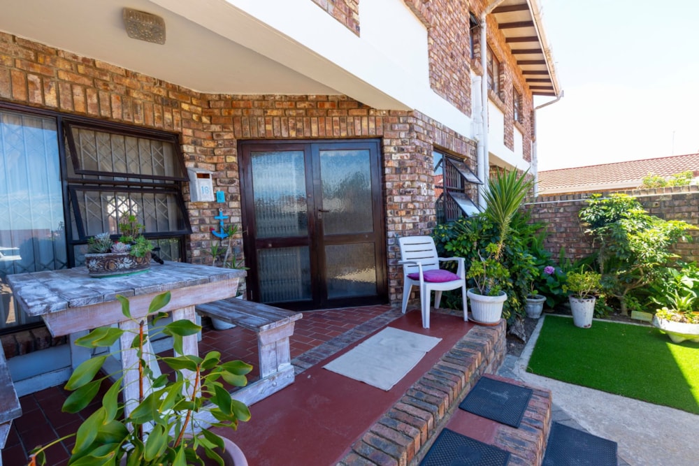 Townhouse for sale in Hartenbos - 1MB1724213 Townhouse for sale in Hartenbos - 1MB1724213