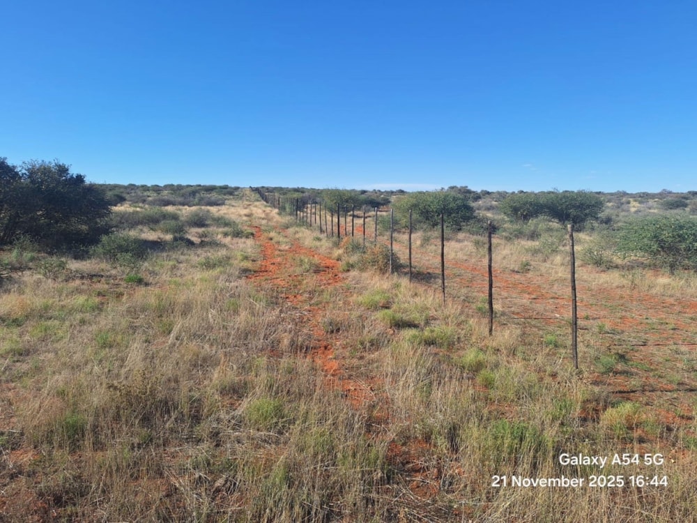 Livestock farm for sale in Kalahari, Northern Cape - 1KAH1724236 Livestock farm for sale in Kalahari, Northern Cape - 1KAH1724236