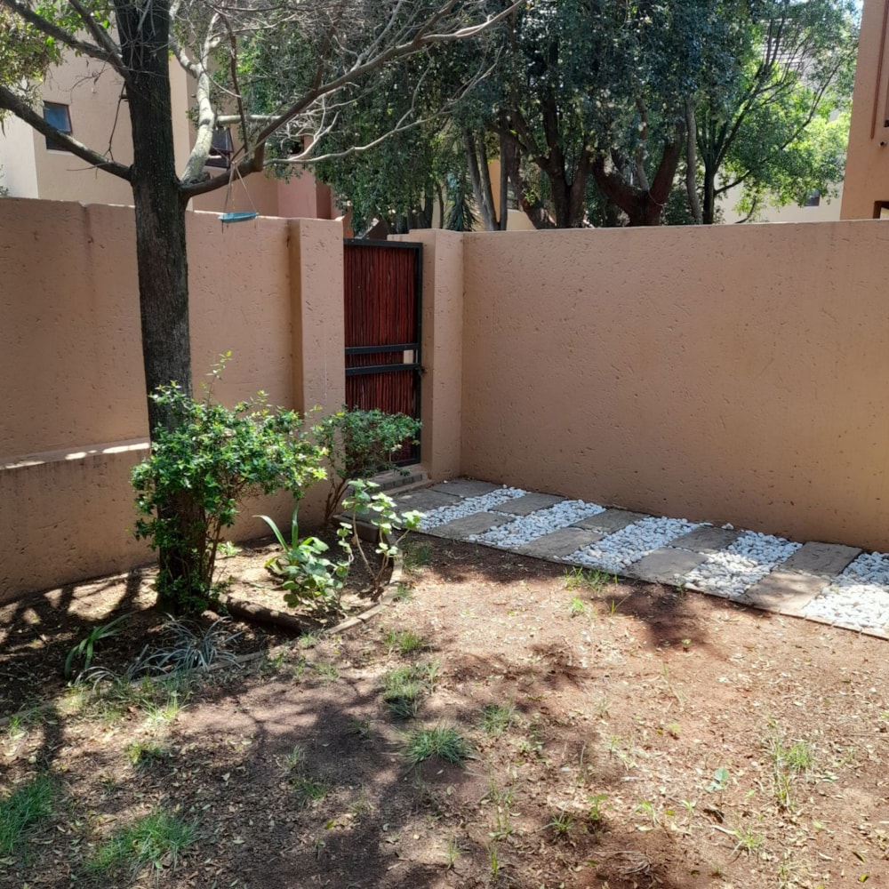 Apartment to rent in Douglasdale - FYL1724258