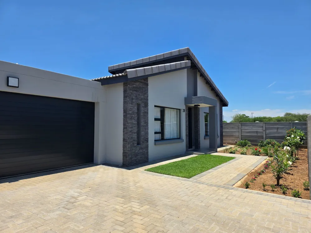 Semi-detached house sold in Kgale, Botswana - 3BO1724491 Semi-detached house sold in Kgale, Botswana - 3BO1724491