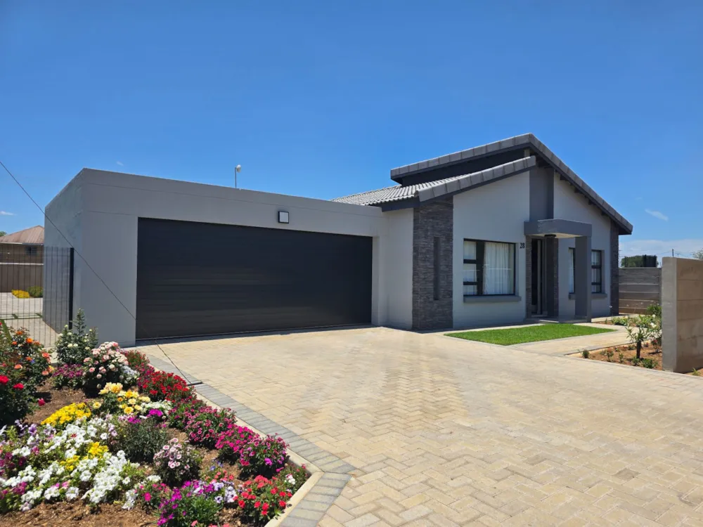 Semi-detached house sold in Kgale, Botswana - 3BO1724491 Semi-detached house sold in Kgale, Botswana - 3BO1724491
