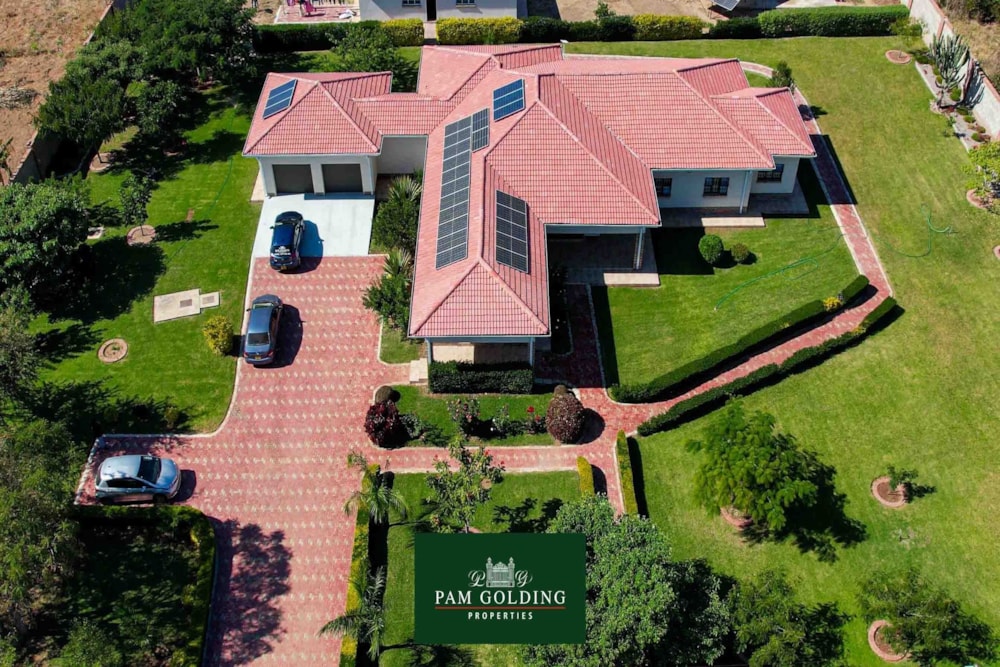 House for sale in Trenance, Zimbabwe - 3ZB1724260 House for sale in Trenance, Zimbabwe - 3ZB1724260