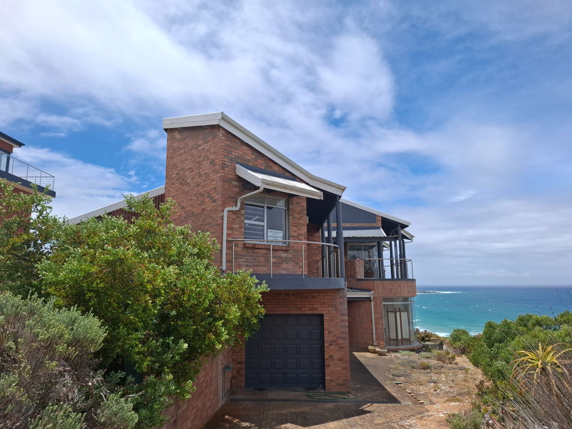 House for sale in Jongensfontein - 1SR1724699