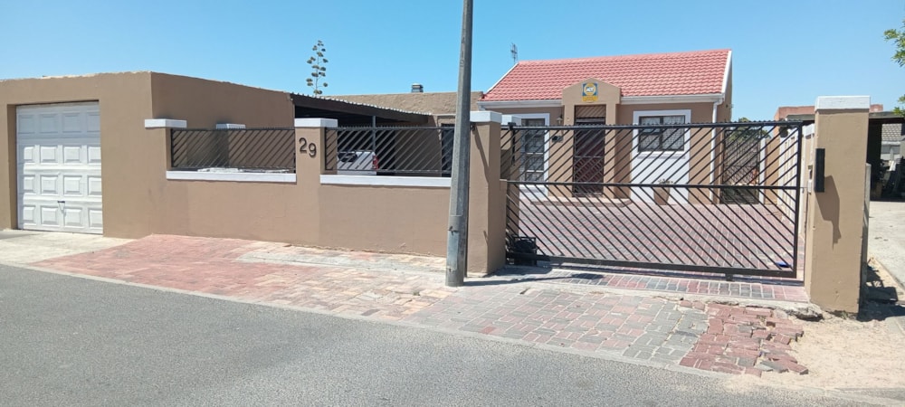 House for sale in Electric City, Eersterivier - 1KV1724428 House for sale in Electric City, Eersterivier - 1KV1724428