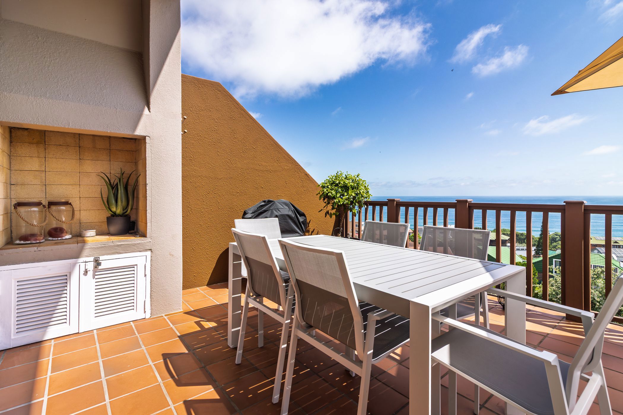 Townhouse to rent in Brenton on Sea - 1KG1724456