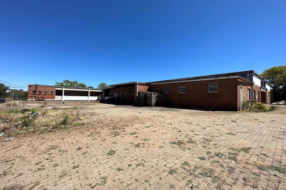 Commercial Building for sale in Bulawayo, Zimbabwe - 3ZB1724372 Commercial Building for sale in Bulawayo, Zimbabwe - 3ZB1724372