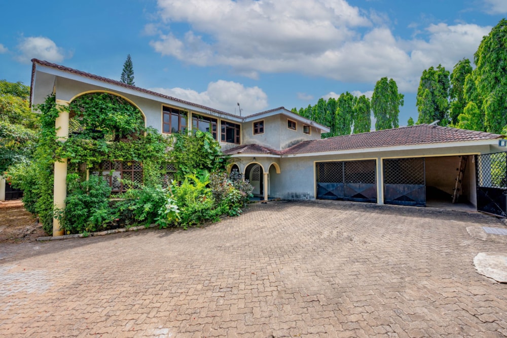 Townhouse for sale in Nyali, Kenya - 3KE1724417