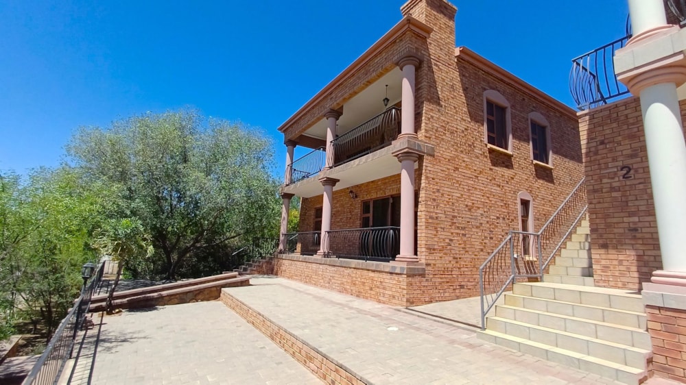 House for sale in Vanderkloof - 1KK1724716 House for sale in Vanderkloof - 1KK1724716