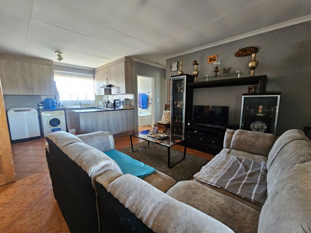 Apartment for sale in Rensburg - 1SP1724588