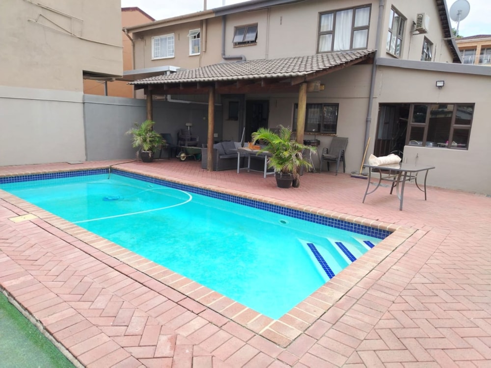 House for sale in Phoenix, KwaZulu-Natal - 1DA1724504 House for sale in Phoenix, KwaZulu-Natal - 1DA1724504