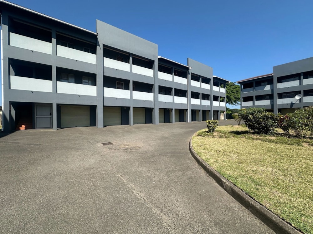 Apartment let in Arboretum, Richards Bay - 1RY1724520