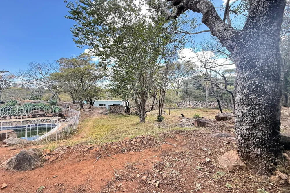 House for sale in Burnside, Bulawayo, Zimbabwe - 3ZB1724549 House for sale in Burnside, Bulawayo, Zimbabwe - 3ZB1724549