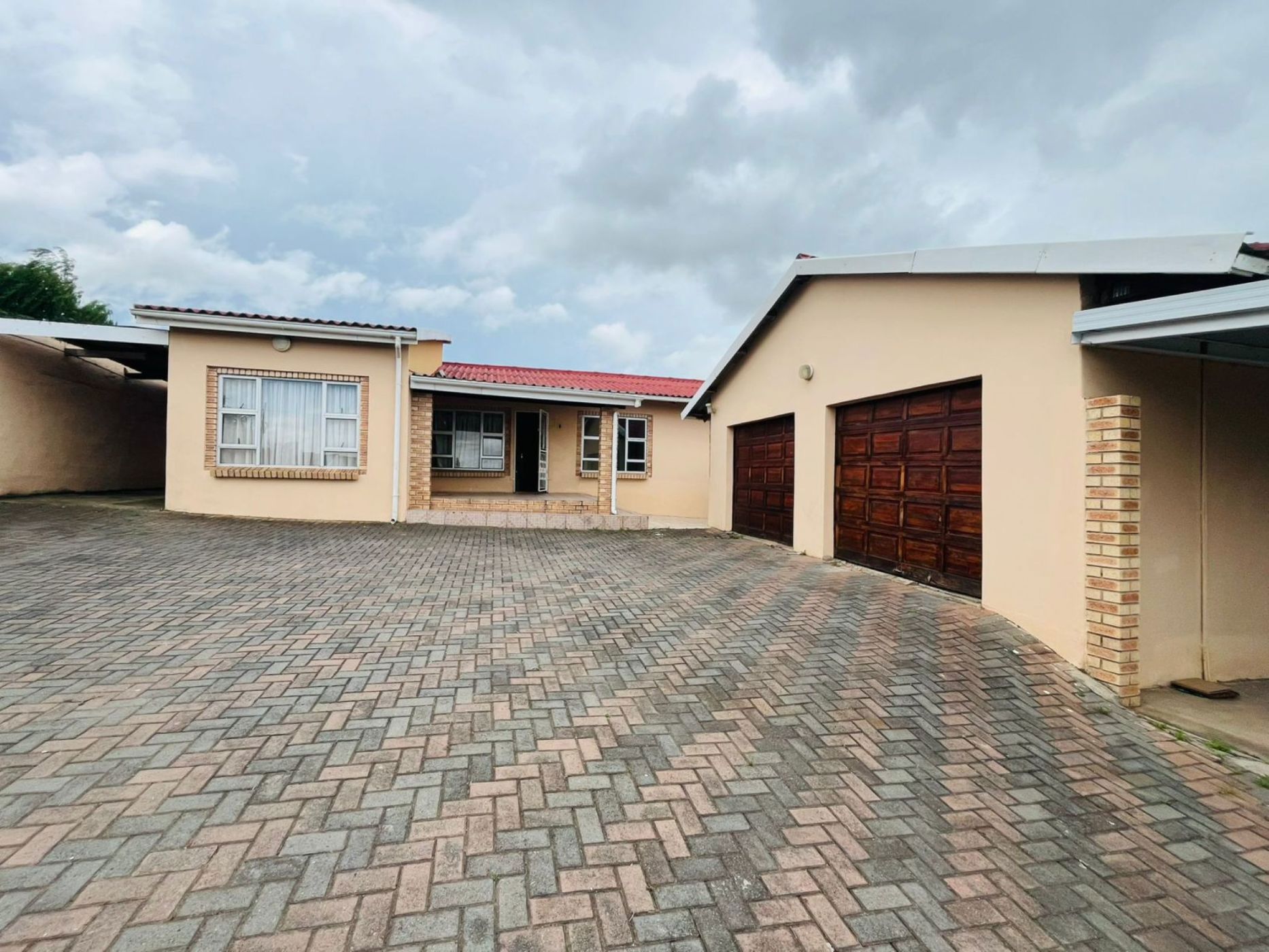 House to rent in Northcrest - 1MH1724557