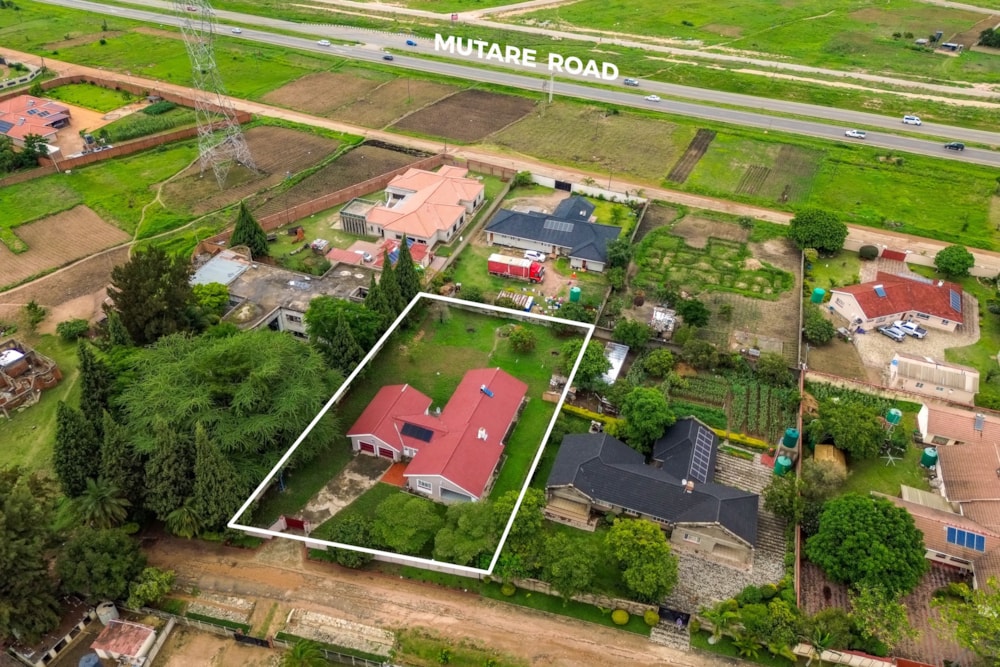 House for sale in Ruwa, Zimbabwe - 3ZB1724566 House for sale in Ruwa, Zimbabwe - 3ZB1724566