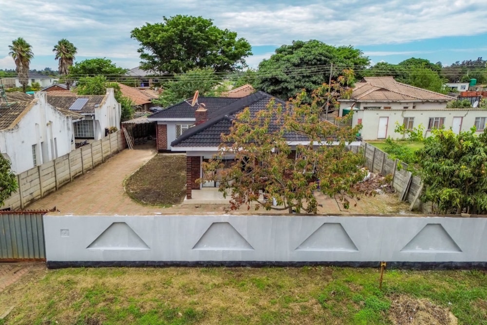 House for sale in Marlborough, Zimbabwe - 3ZB1724595 House for sale in Marlborough, Zimbabwe - 3ZB1724595