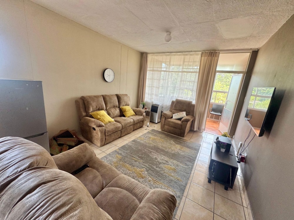 Bachelor apartment for sale in Polokwane Central - 1PS1724614