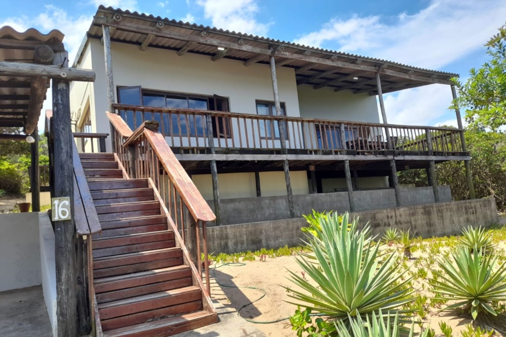 House for sale in Praia de Xai Xai, Mozambique - 3MQ1724628 House for sale in Praia de Xai Xai, Mozambique - 3MQ1724628