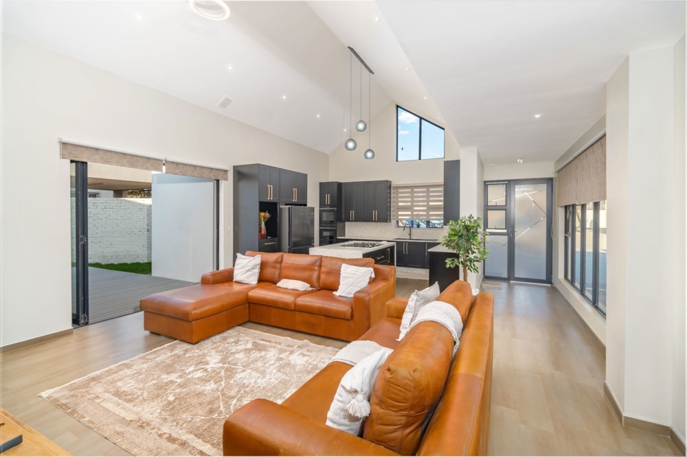 Townhouse for sale in Avondale West, Zimbabwe - 3ZB1724644 Townhouse for sale in Avondale West, Zimbabwe - 3ZB1724644