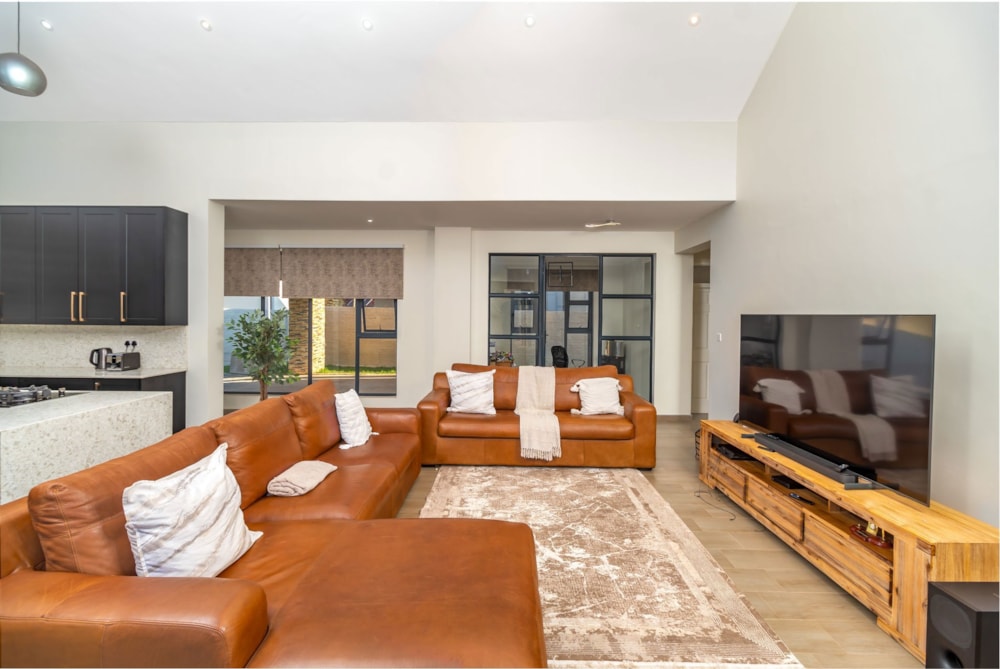 Townhouse for sale in Avondale West, Zimbabwe - 3ZB1724644 Townhouse for sale in Avondale West, Zimbabwe - 3ZB1724644