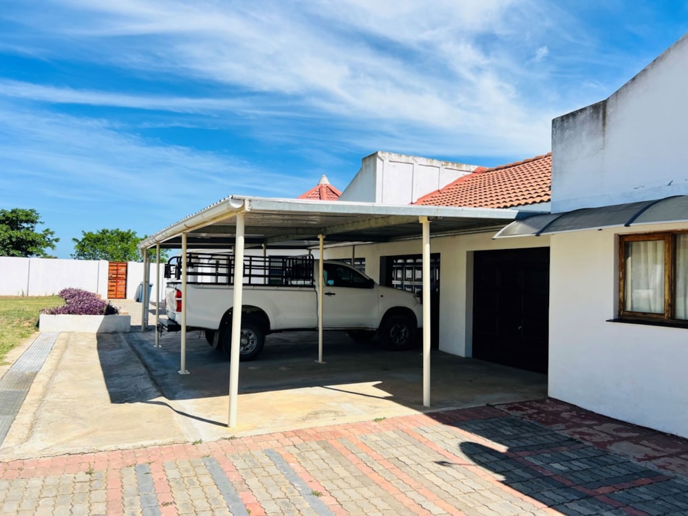 Mixed use farm for sale in King Williams Town (Qonce) - 1MH1724672